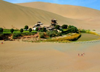 Sa mạc Gobi – Điểm du lịch hấp dẫn, mới lạ thu hút du khách